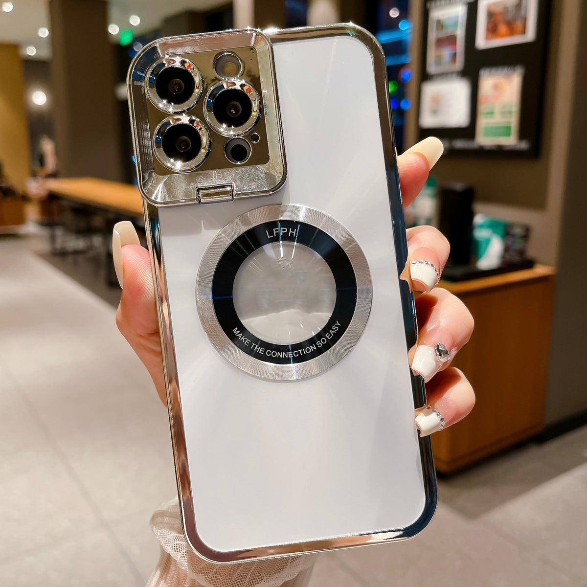 White / IPhone14
